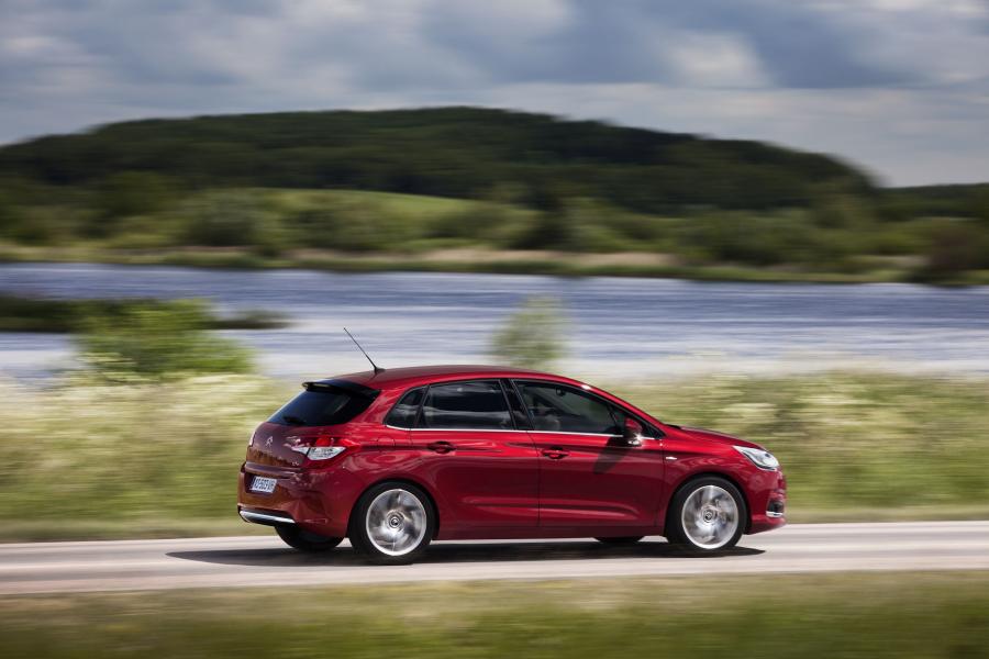  Citroen C4 2010 года  (фото 59 из 147)